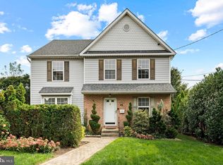 41 W Hillcrest Ave, Havertown, PA 19083