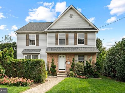 41 W Hillcrest Ave, Havertown, PA, 19083