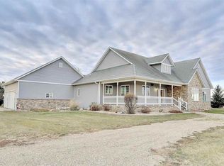1449 240th St, Milford, IA 51351