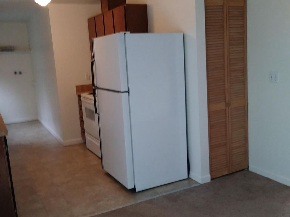 2nd image of 10708 54th Ave NE