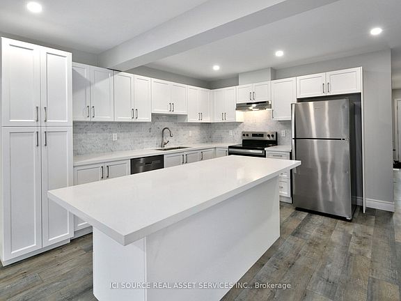 3rd image of 680 Wild Rose Dr