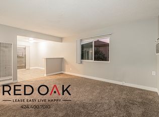 690 S Riverside Ave APT 19, Rialto, CA 92376