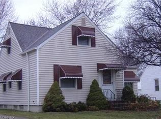 448 E 275th St, Euclid, OH