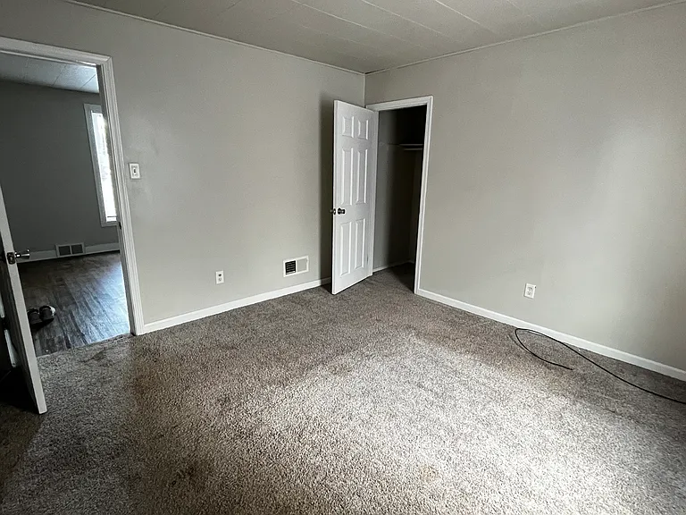 2480 Sullivan St #2 — Photo 3