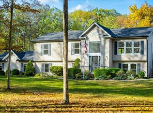 75 Stella Dr, Gardiner, NY 12525