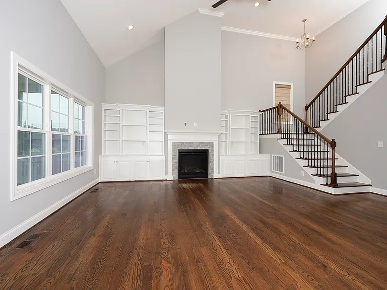 490 Lotus Ct — Photo 19