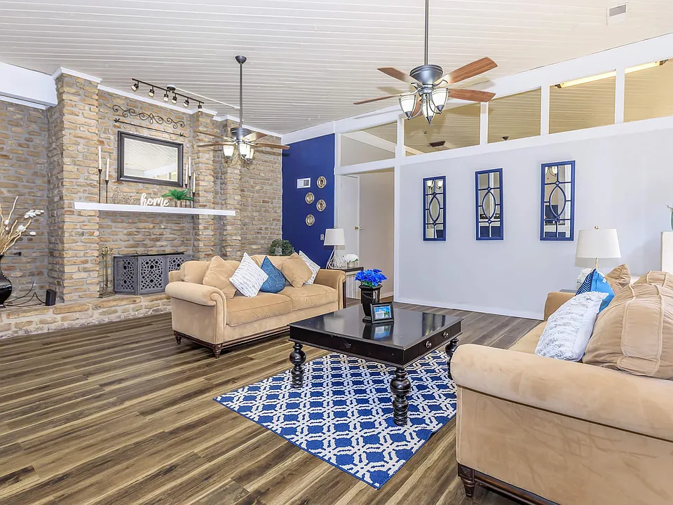 Lincoln Glens Apartments