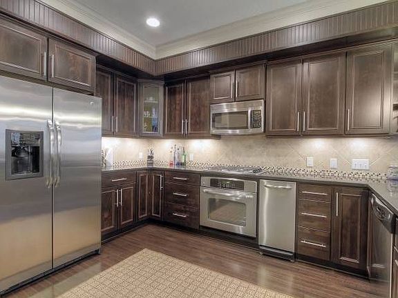 Stainless appliances