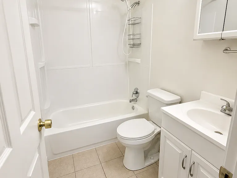 713 Saint Martin Dr — Photo 7