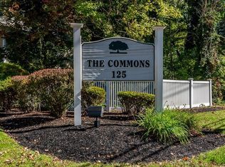 125 Highland St APT 103, Taunton, MA 02780