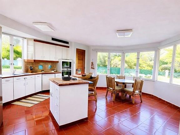 3rd image of Principal E1 Lakeside Villas