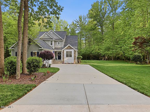 4th image of 1412 Medfield Road