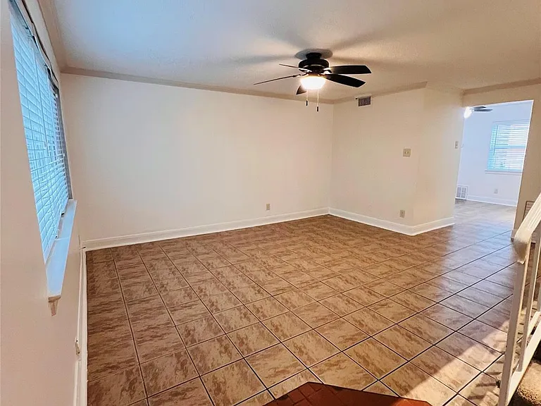 5538 Holly St #311 — Photo 12