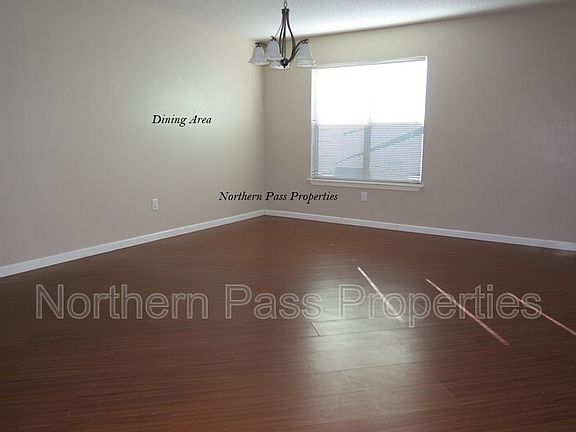 5th image of 3233 Bell Point Dr