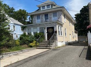 65 Van Pelt Ave #1F, Staten Island, NY 10303