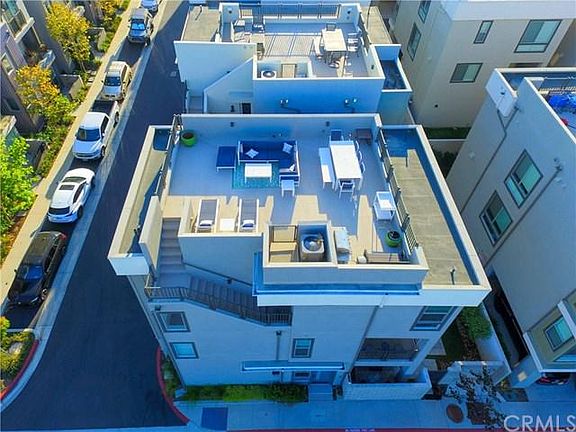 4th image of 1022 Bridgewater Way