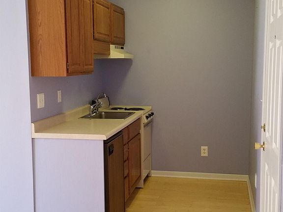 4th image of 315 Adams Ave