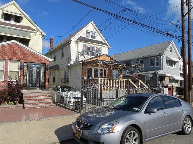 1st image of 17125 104th Ave