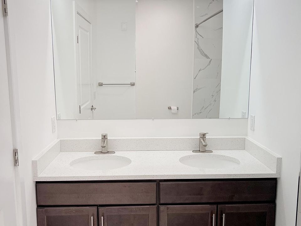 2nd image of 126 Main St #209