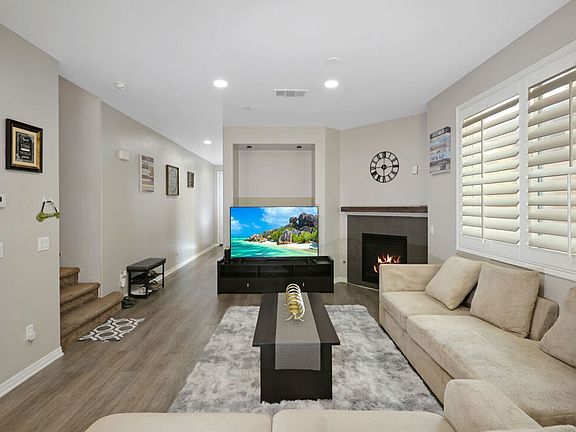 4th image of 3567 Bur Oak Road