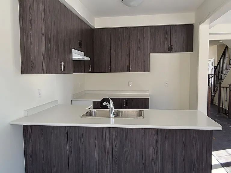 75 Kenesky Dr — Photo 11