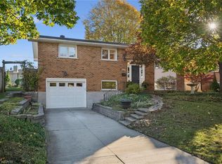 301 Martindale Cres, Waterloo, ON N2L 4M8