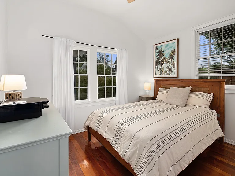 215 N Rios Ave — Photo 7