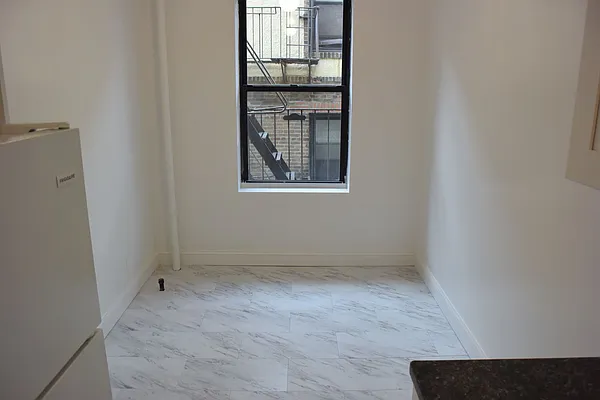 Rented by WRL Realty, LLC | media 7