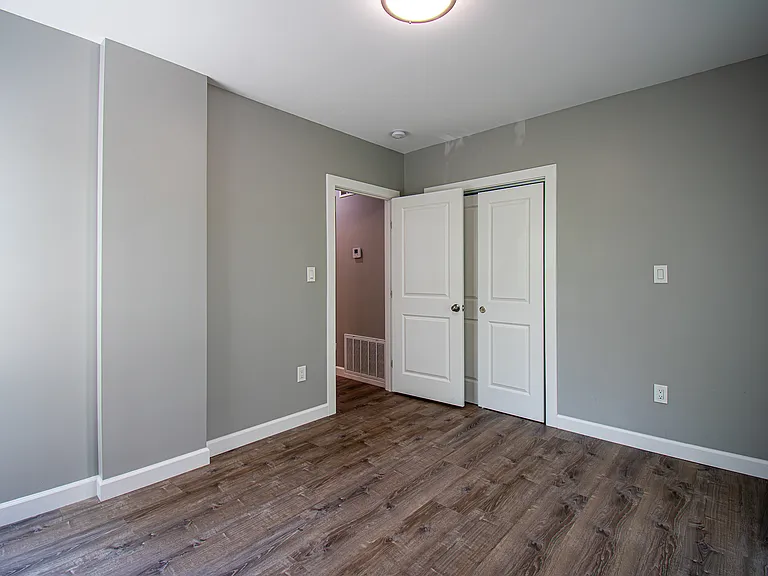 710 Leland Ave #2S — Photo 32