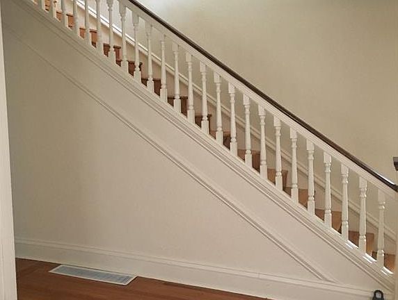 2nd image of 1006 Park Ave