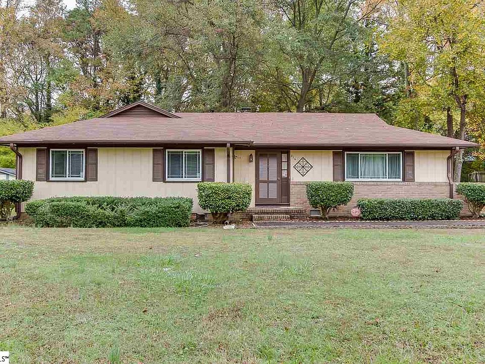 1st image of 214 Singing Woods Ln