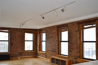 Rented by Tabak Real Estate