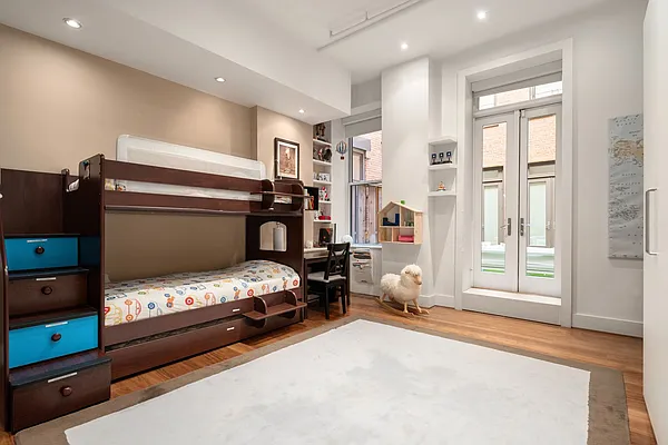 Rented by Nest Seekers International | media 27