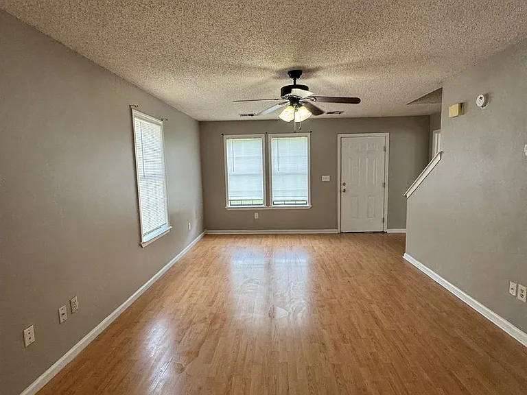 2508 Bonnie Jean Pl — Photo 7