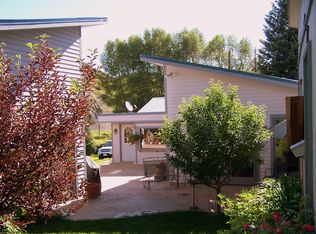 120 Carbon Ave, Oak Creek, CO 80467