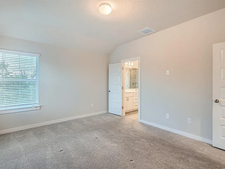 105 Appleberry Ln — Photo 15