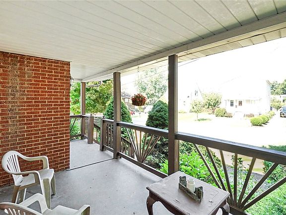 4th image of 1009 2nd St
