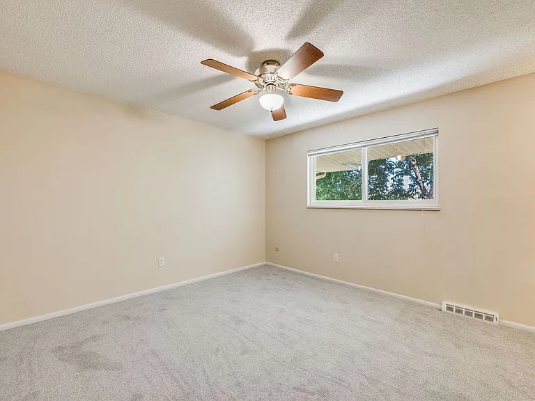 9026 E Mansfield Ave — Photo 20