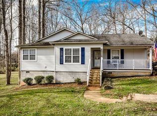 3743 Cool Branch Dr, Maiden, NC 28650