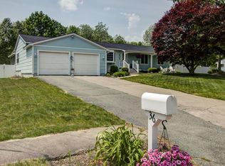 36 Temi Rd, Holliston, MA 01746