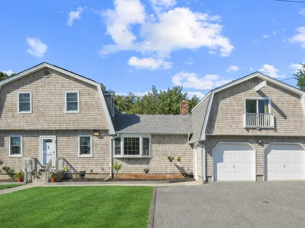 19 Keller Ave, Swansea, MA 02777