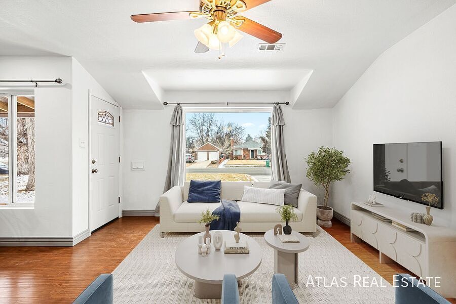 1st image of 2020 N Oneida St