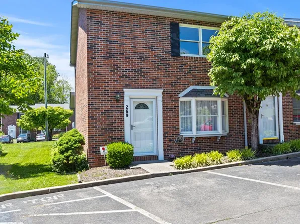 269 Heritage Dr, Bristol, VA 24201