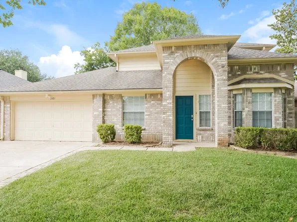 2107 Musket Ridge Dr, Richmond, TX 77406