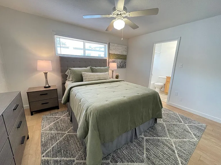 Penthouse — Photo 62