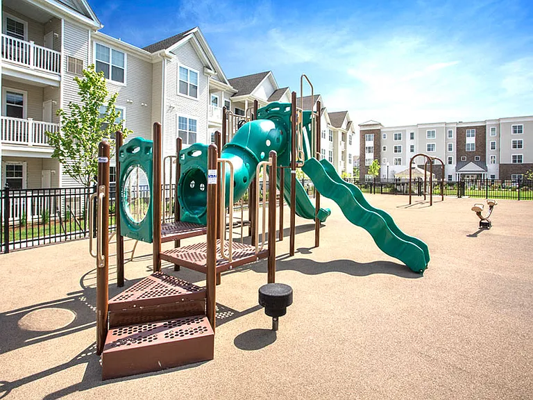 The Waverly at Neptune — Photo 8