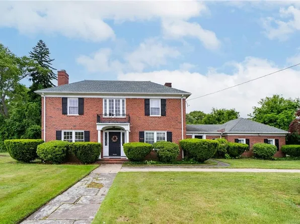 873 Warwick Ave, Warwick, RI 02888