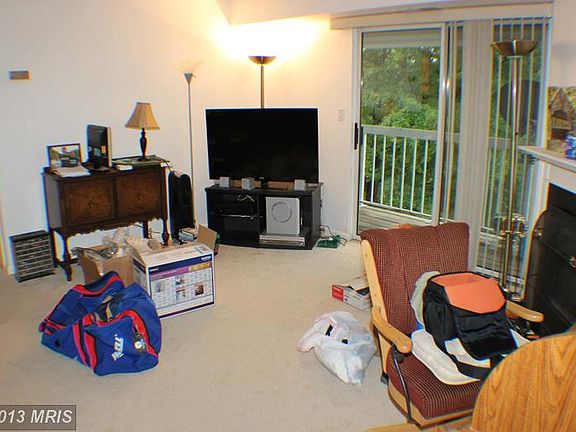 3rd image of 5864 Orchard Hill Ct