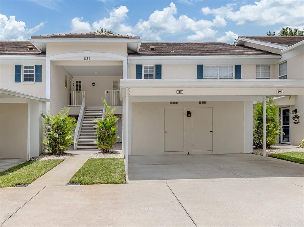 821 Montrose Dr UNIT 103