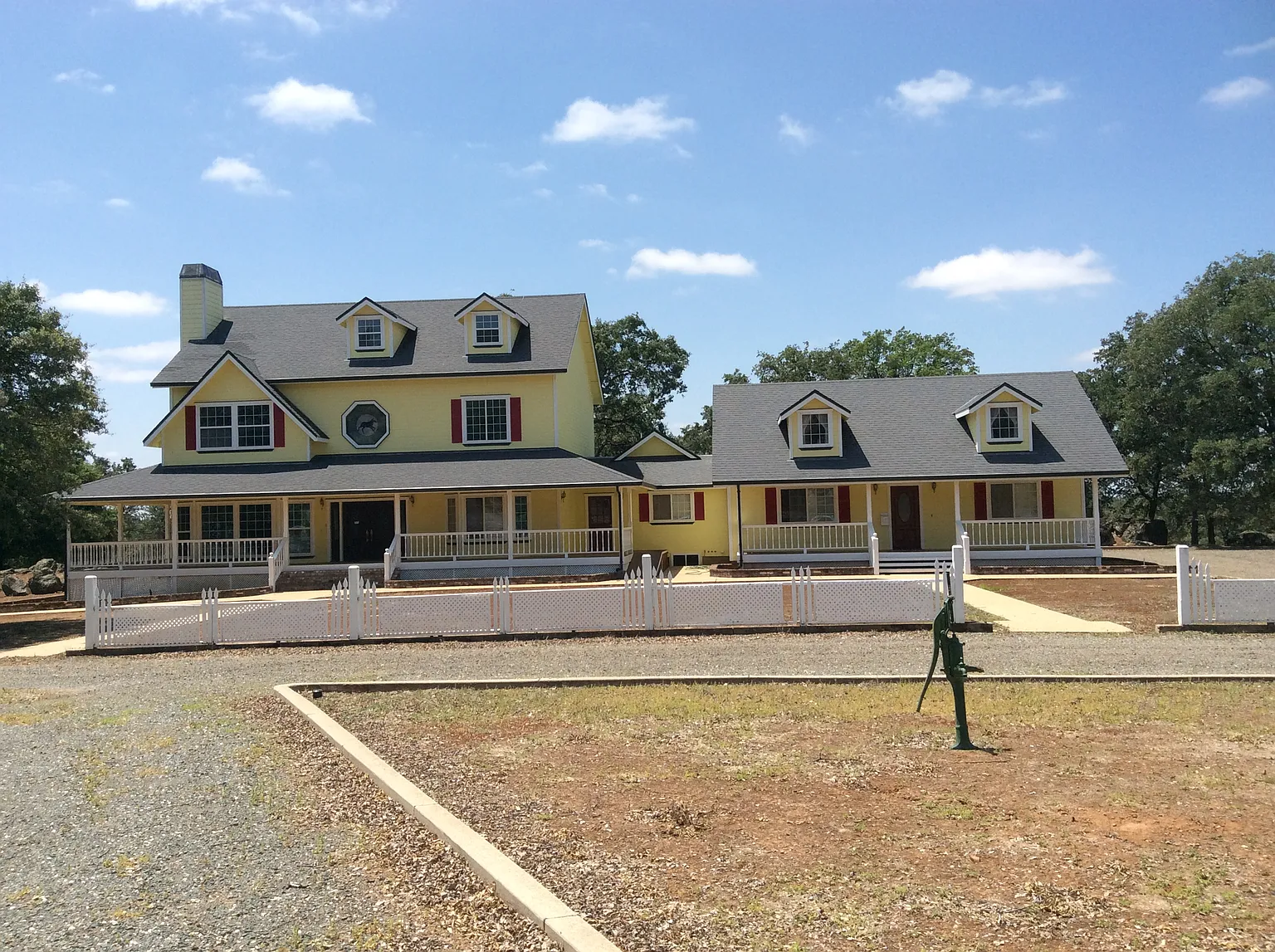16234 Perimeter Rd photo 1